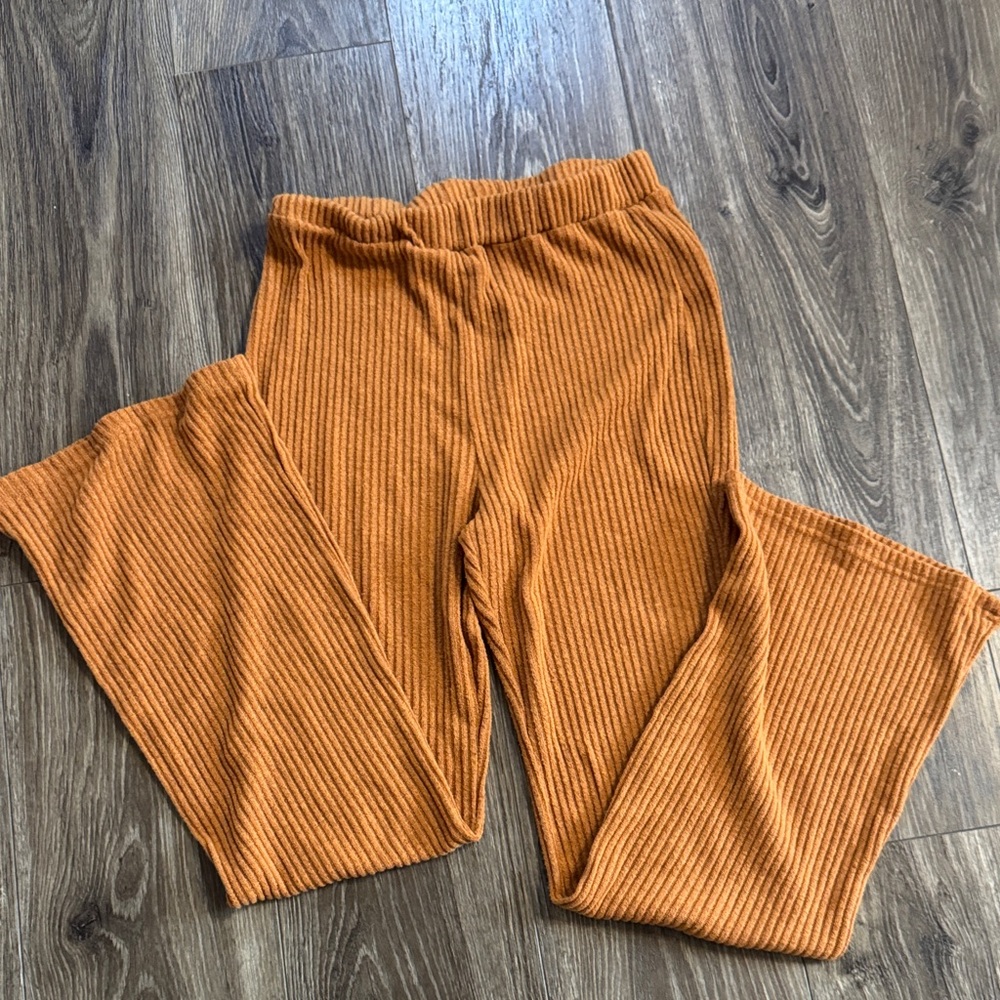 Ribbed Orange Pants